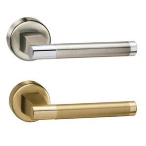 Πόμολο πόρτας με ροζέτα 700