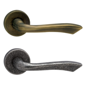 Πόμολο πόρτας με ροζέτα 730